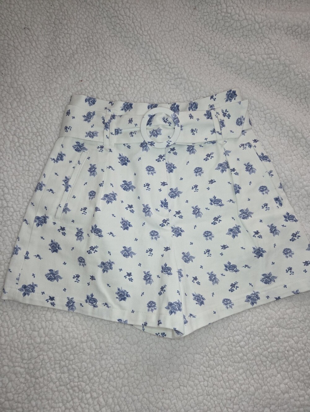 Sezane Deia Floral Shorts 36